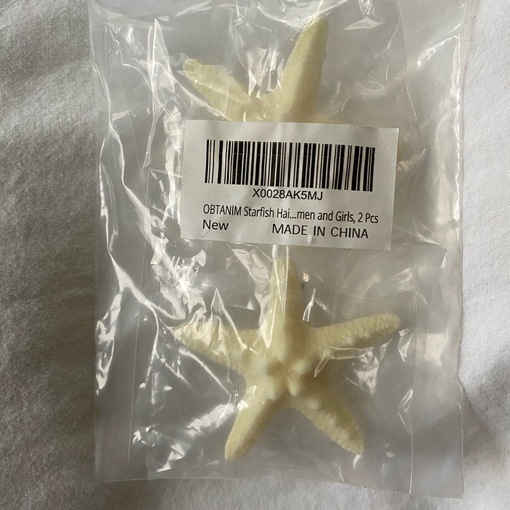 Hair Clips- Shells - Picture 3 of 3